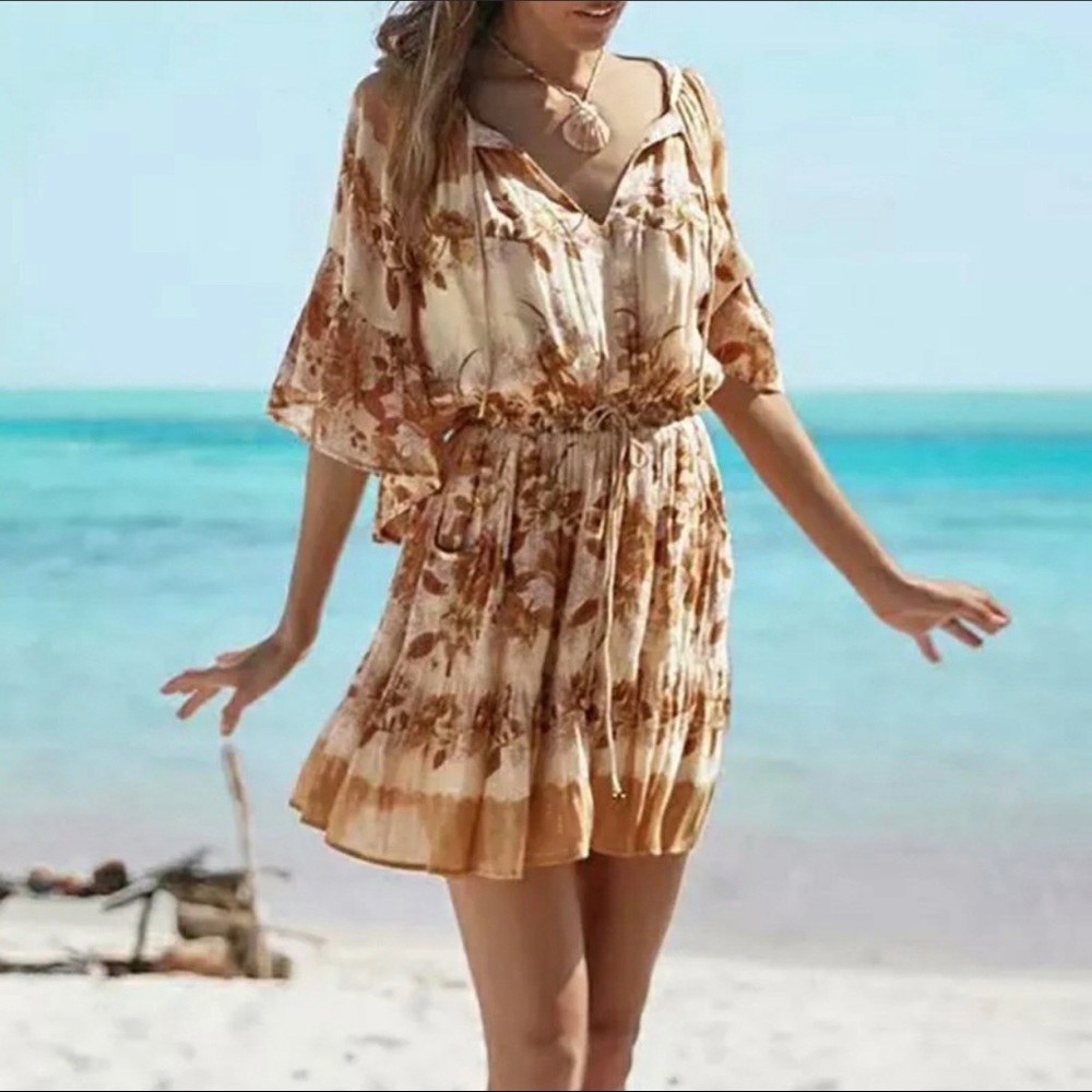 The FREYA Flutter Sleeve Floral Mini - Picture 2 of 4